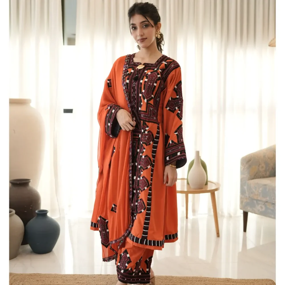 SHANAYA - Image 2